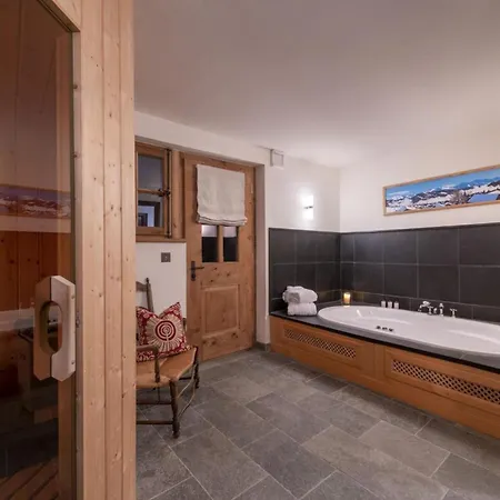 Holiday home Swiss Dabonne House